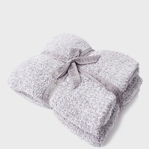 【BRAND NEW】Barefoot Dreams
Cozychic® Heathered
Throw Blanket Dove/White